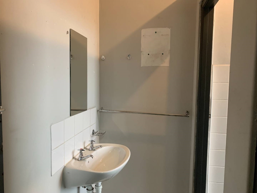 To Let commercial Property for Rent in Bella Vista Western Cape